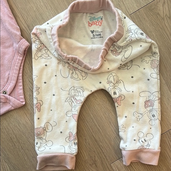 Disney Minnie Mouse Baby Girls Bundle Size 0-3m - Picture 6 of 9
